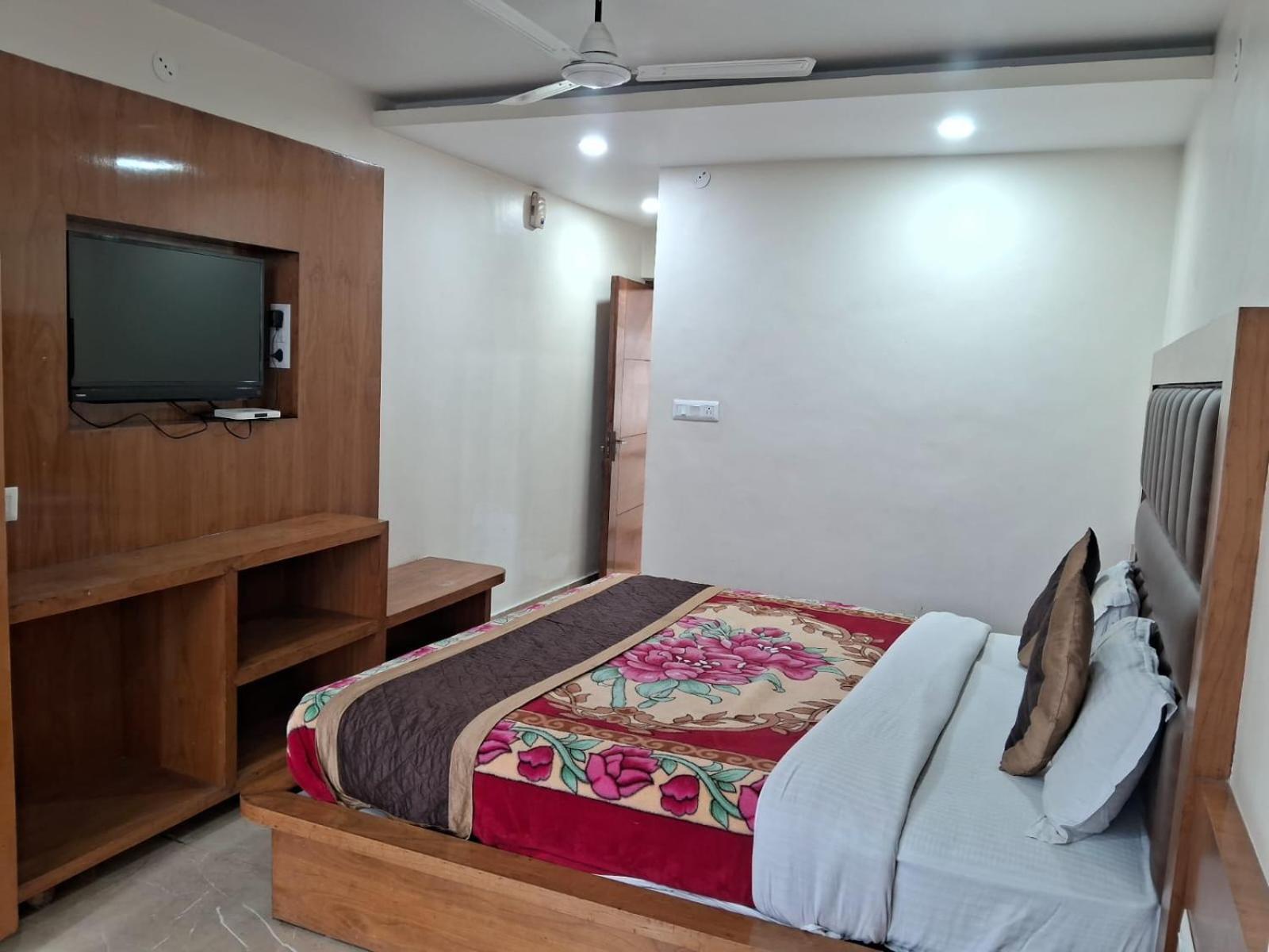 Hotel India House Νταραμσάλα Εξωτερικό φωτογραφία